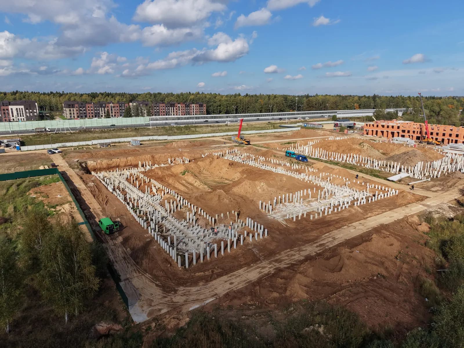Апрелевка Клаб: ход строительства, октябрь 2026